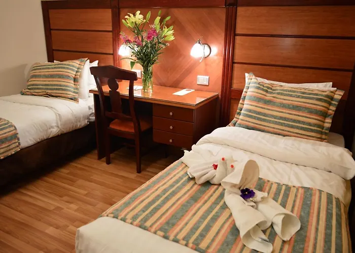 Comfort Hotel Suites